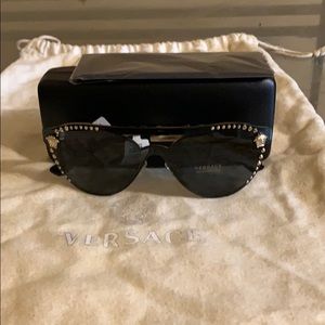 Women’s sunglasses